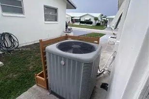 6806 NW 75th Dr, Tamarac, FL 33321 - Photo 17