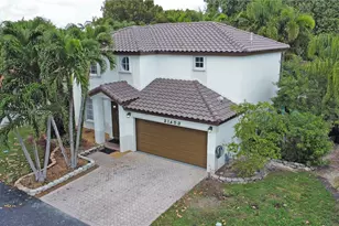 21453 SW 91st Ave, Cutler Bay, FL 33189 - Photo 1