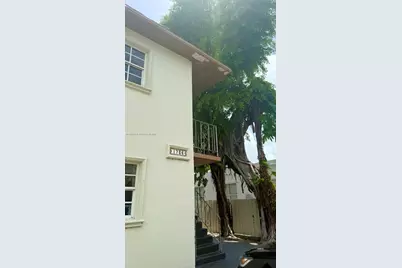 1736 NW 19th St, Miami, FL 33125 - Photo 3