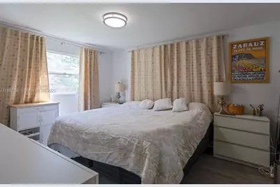 1711 NW 7th Pl, Fort Lauderdale, FL 33311 - Photo 7