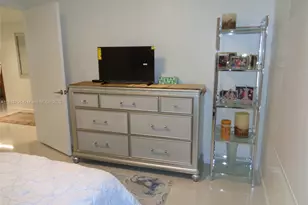 701 SW 141st Ave, Pembroke Pines, FL 33027 - Photo 43