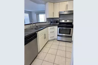 3405 NW 44th St #101, Oakland Park, FL 33309 - Photo 3