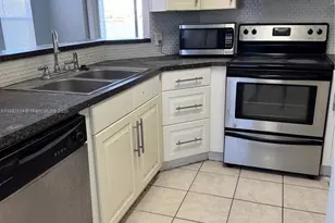 3405 NW 44th St, Oakland Park, FL 33309 - Photo 3