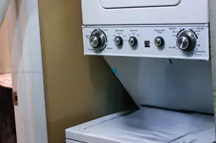 112 Lake Emerald Dr, Oakland Park, FL 33309 - Photo 11