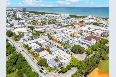 7320 Carlyle Ave, Miami Beach, FL 33141 - Photo 23