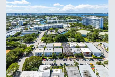 7320 Carlyle Ave, Miami Beach, FL 33141 - Photo 19