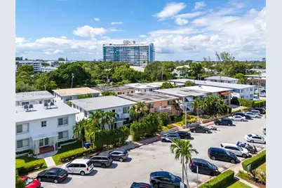 7320 Carlyle Ave, Miami Beach, FL 33141 - Photo 29