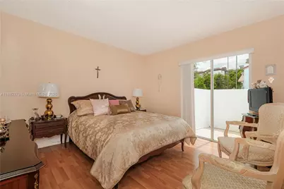 7611 SW 153rd Ct #105, Miami, FL 33193 - Photo 9