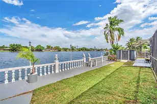 6757 Rose Dr, Miramar, FL 33023 - Photo 9