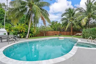 11407 N Bayshore Dr, North Miami, FL 33181 - Photo 39