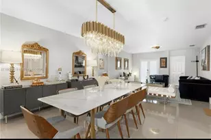 284 NE 116th St, Miami, FL 33161 - Photo 5