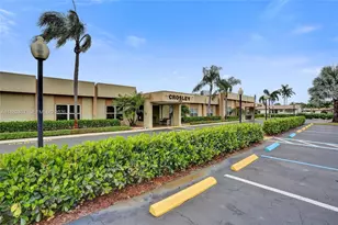 2921 W Crosley Dr W, West Palm Beach, FL 33415 - Photo 51