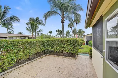 2921 W Crosley Dr W #E, West Palm Beach, FL 33415 - Photo 43