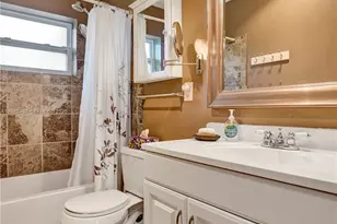 2921 W Crosley Dr W, West Palm Beach, FL 33415 - Photo 41