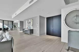 1000 Biscayne Blvd, Miami, FL 33132 - Photo 5
