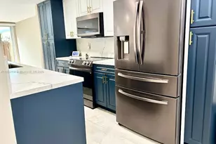 875 NW 80th Terrace, Plantation, FL 33324 - Photo 11