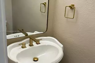 875 NW 80th Terrace, Plantation, FL 33324 - Photo 13