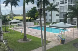 3000 E Sunrise Lakes Dr, Sunrise, FL 33322 - Photo 15