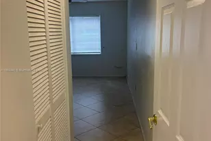 3000 E Sunrise Lakes Dr, Sunrise, FL 33322 - Photo 5