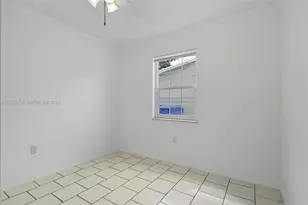 3024 N 73rd Ter, Hollywood, FL 33024 - Photo 31