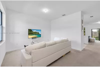 12952 SW 232nd Ln, Homestead, FL 33032 - Photo 5