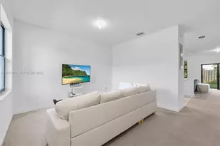 12952 SW 232nd Ln, Homestead, FL 33032 - Photo 5