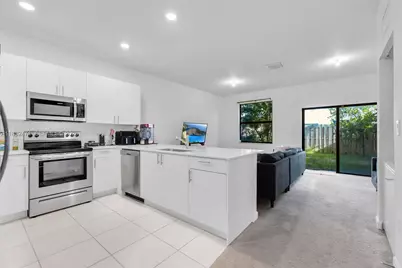 12952 SW 232nd Ln, Homestead, FL 33032 - Photo 9