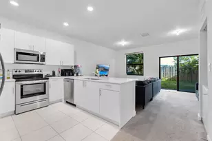 12952 SW 232nd Ln, Homestead, FL 33032 - Photo 9