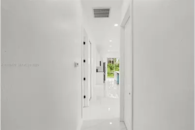 936 Anthony E, Lehigh Acres, FL 33974 - Photo 29