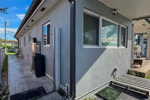 683 SE 6th Pl, Hialeah, FL 33010 - Photo 15