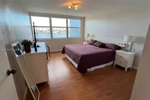 16570 NE 26th Ave, North Miami Beach, FL 33160 - Photo 11