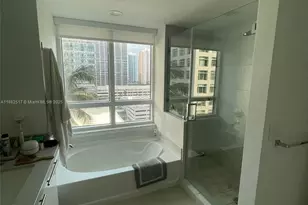 950 Brickell Bay Dr, Miami, FL 33131 - Photo 3