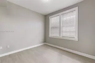 433 NW 25th Ave, Miami, FL 33125 - Photo 19