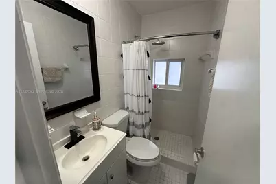 2270 SW 24th St, Miami, FL 33145 - Photo 17