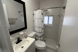 2270 SW 24th St, Miami, FL 33145 - Photo 17