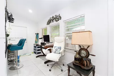 10013 SW 218th St, Cutler Bay, FL 33190 - Photo 13