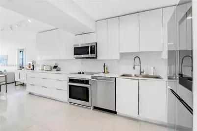 3701 N Country Club Dr #1609, Aventura, FL 33180 - Photo 3