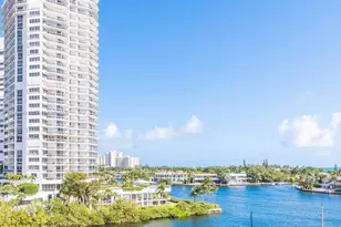 20515 E Country Club Dr, Aventura, FL 33180 - Photo 1