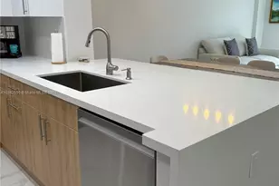 5701 Collins Ave, Miami Beach, FL 33140 - Photo 5