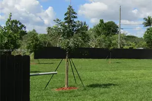 11998 SW 232nd St, Miami, FL 33170 - Photo 7