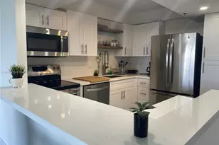 20515 E Country Club Dr, Aventura, FL 33180 - Photo 1