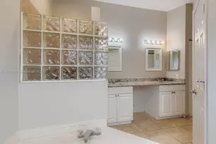 13249 SW 50th St, Miramar, FL 33027 - Photo 17