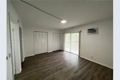 200 SW 132nd Way #203L, Pembroke Pines, FL 33027 - Photo 5