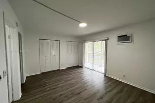 200 SW 132nd Way, Pembroke Pines, FL 33027 - Photo 5