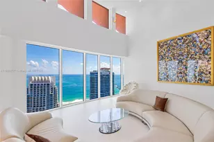 300 South Pointe Dr, Miami Beach, FL 33139 - Photo 17
