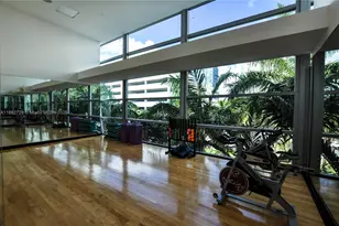 2950 NE 188th St, Aventura, FL 33180 - Photo 29