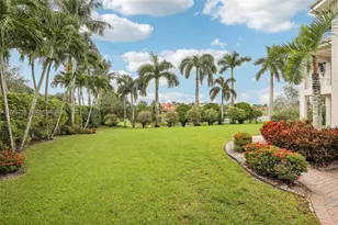 11759 Paradise Cove Ln, Wellington, FL 33449 - Photo 57