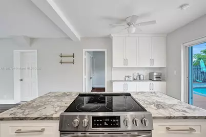 2281 SW 15th St, Fort Lauderdale, FL 33312 - Photo 15