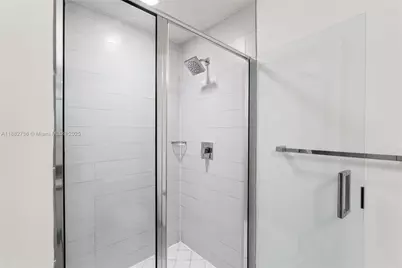 999 SW 1st Ave #2208, Miami, FL 33130 - Photo 41