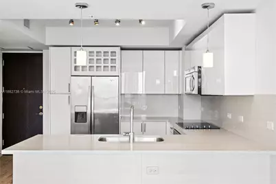 999 SW 1st Ave #2208, Miami, FL 33130 - Photo 17